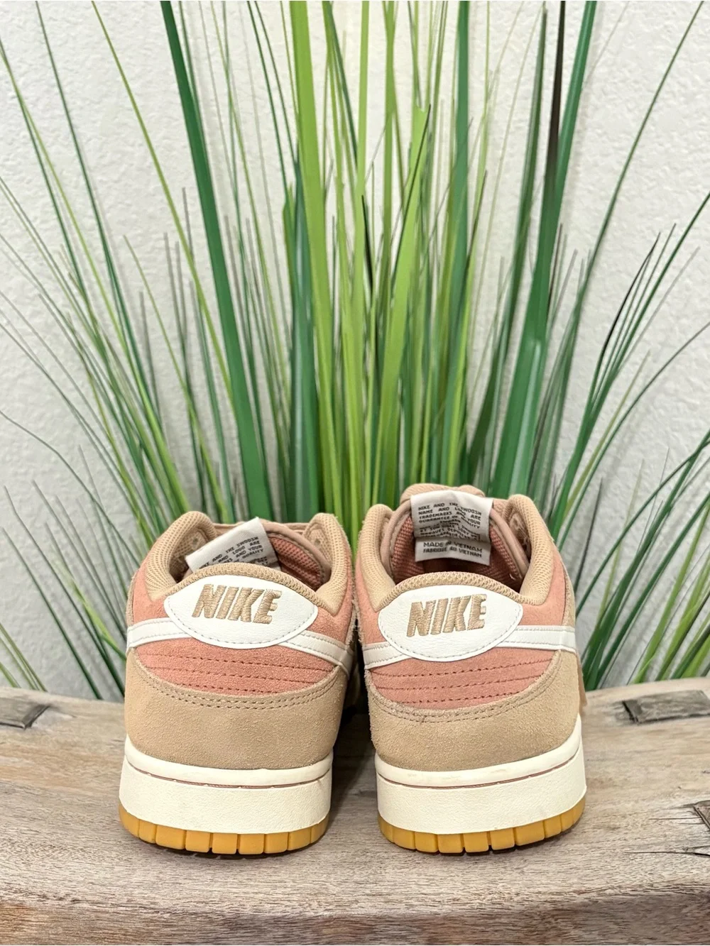 Nike Dunk Low Retro SE Hemp/Pale Ivory Sneakers